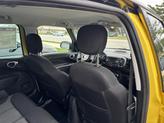 Thumbnail of 2015 Giallo (Yellow) FIAT 500L