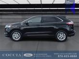 Thumbnail of 2022 AGATE BLACK METALLIC Ford Edge