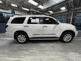 Thumbnail of 2019 Blizzard Pearl Toyota Sequoia