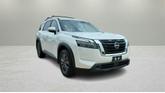 Photo of 2024 White Nissan Pathfinder