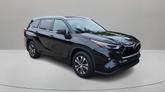 Photo of 2022 Black Toyota Highlander
