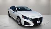 Photo of 2025 Glacier White Nissan Altima