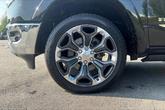 Thumbnail of 2019 Diamond Black Crystal Pearlcoat RAM 1500