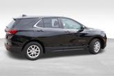 Thumbnail of 2022 Mosaic Black Metallic Chevrolet Equinox