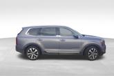 Thumbnail of 2022 Everlasting Silver Kia Telluride