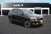 Photo of 2025 Fusion Orange Kia Seltos
