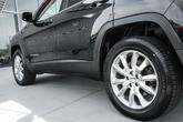 Thumbnail of 2015 Brilliant Black Crystal Pearlcoat Jeep Cherokee