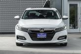 Thumbnail of 2018 Platinum White Pearl Honda Accord