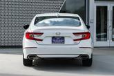 Thumbnail of 2018 Platinum White Pearl Honda Accord