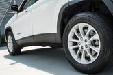Thumbnail of 2020 Bright White Clearcoat Jeep Cherokee