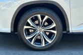 Thumbnail of 2019 Eminent White Pearl Lexus RX 450h