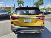 Thumbnail of 2022 Starbright Yellow / Black Roof Kia Seltos