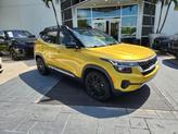 Thumbnail of 2022 Starbright Yellow / Black Roof Kia Seltos