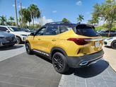 Thumbnail of 2022 Starbright Yellow / Black Roof Kia Seltos