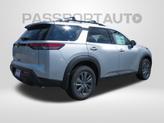 Thumbnail of 2025 Brilliant Silver Metallic Nissan Pathfinder