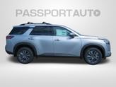 Thumbnail of 2025 Brilliant Silver Metallic Nissan Pathfinder