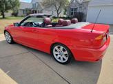 Thumbnail of 2001 Red BMW 325