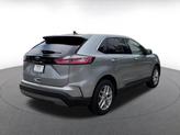 Thumbnail of 2024 Iconic Silver Metallic Ford Edge