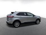 Thumbnail of 2024 Iconic Silver Metallic Ford Edge