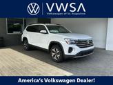 Photo of 2025 Pure White Volkswagen Atlas