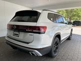 Thumbnail of 2025 Pure White Volkswagen Atlas
