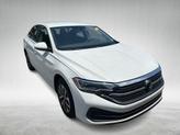 Photo of 2024 Pure White Volkswagen Jetta