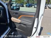 Thumbnail of 2025 Summit White GMC Canyon