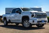Photo of 2025 Summit White Chevrolet Silverado 3500