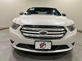 Thumbnail of 2018 White Platinum Metallic Tri-Coat Ford Taurus