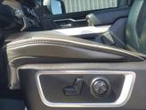 Thumbnail of 2019 Ivory White Tri-Coat Pearlcoat RAM 1500