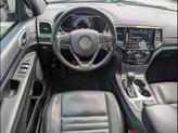 Thumbnail of 2020 Diamond Black Crystal Pearlcoat Jeep Grand Cherokee