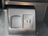 Thumbnail of 2025 Star White Metallic Tri-Coat Ford Explorer