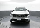 Thumbnail of 2022 Sparkling Silver Kia Sorento
