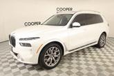 Thumbnail of 2023 Mineral White Metallic BMW X7