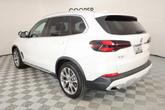 Thumbnail of 2024 Mineral White Metallic BMW X5