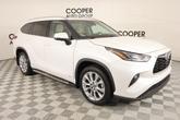 Photo of 2023 Wind Chill Pearl Toyota Highlander Hybrid