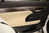 Thumbnail of 2023 Wind Chill Pearl Toyota Highlander Hybrid