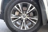 Thumbnail of 2016 Blizzard Pearl Toyota Highlander