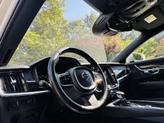 Thumbnail of 2018 Bright Silver Metallic Volvo S90