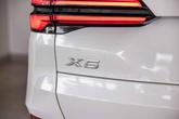 Thumbnail of 2024 Mineral White Metallic BMW X5
