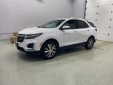 Thumbnail of 2022 Summit White Chevrolet Equinox