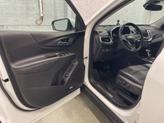 Thumbnail of 2022 Summit White Chevrolet Equinox