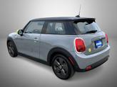Thumbnail of 2021 Gray Metallic MINI SE Hardtop