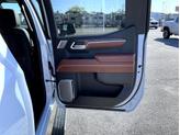 Thumbnail of 2026 Glacier White GMC Sierra 1500