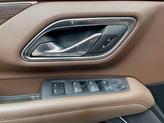 Thumbnail of 2024 Iridescent Pearl Tricoat Chevrolet Suburban