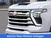 Thumbnail of 2025 Iridescent Pearl Tricoat Chevrolet Silverado 2500