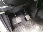 Thumbnail of 1998 White Land Rover Defender
