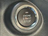 Thumbnail of 2019 Crystal White Pearl Subaru Forester