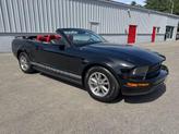 Thumbnail of 2005 Black Ford Mustang