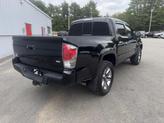 Thumbnail of 2016 Black Toyota Tacoma